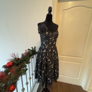 Lilly Pulitzer Sz 4 Camella Ivory Onyx Black Dress Orchid Lace Flower Pin